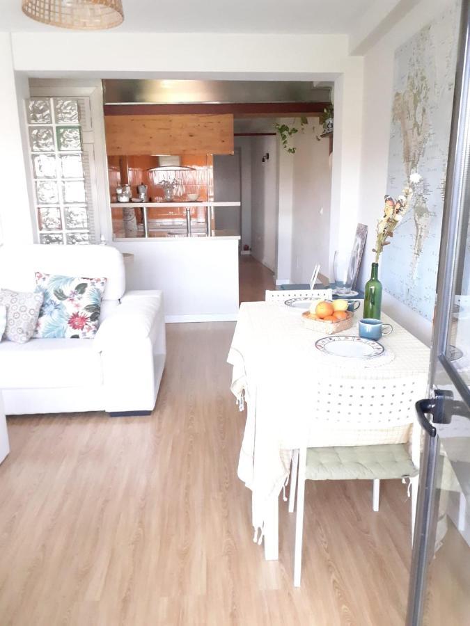 Apartamento Con Vistas Al Rio Guadalquivir En Triana, Sevilla Bagian luar foto
