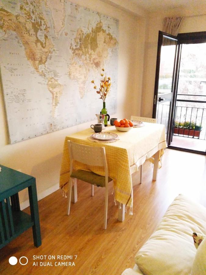 Apartamento Con Vistas Al Rio Guadalquivir En Triana, Sevilla Bagian luar foto