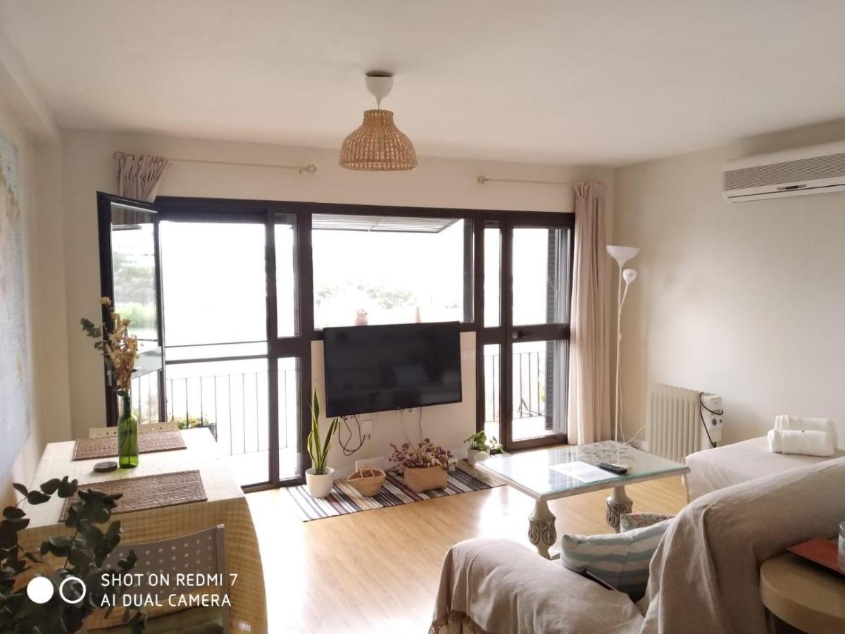 Apartamento Con Vistas Al Rio Guadalquivir En Triana, Sevilla Bagian luar foto